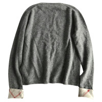 Burberry Grey cashmere sweater with tartan