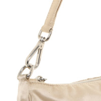 Prada Kleine Handtasche in Beige