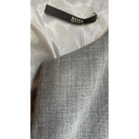 Hugo Boss Kleid aus Wolle in Grau
