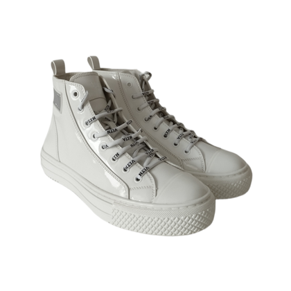 Valentino Garavani Sneakers Lakleer in Wit