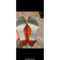 Chanel Wedges Patent leather in Orange