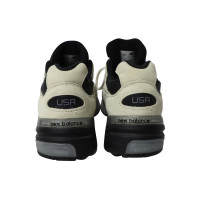 New Balance Chaussures de sport en Daim en Blanc