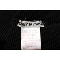 Issey Miyake Bovenkleding in Zwart