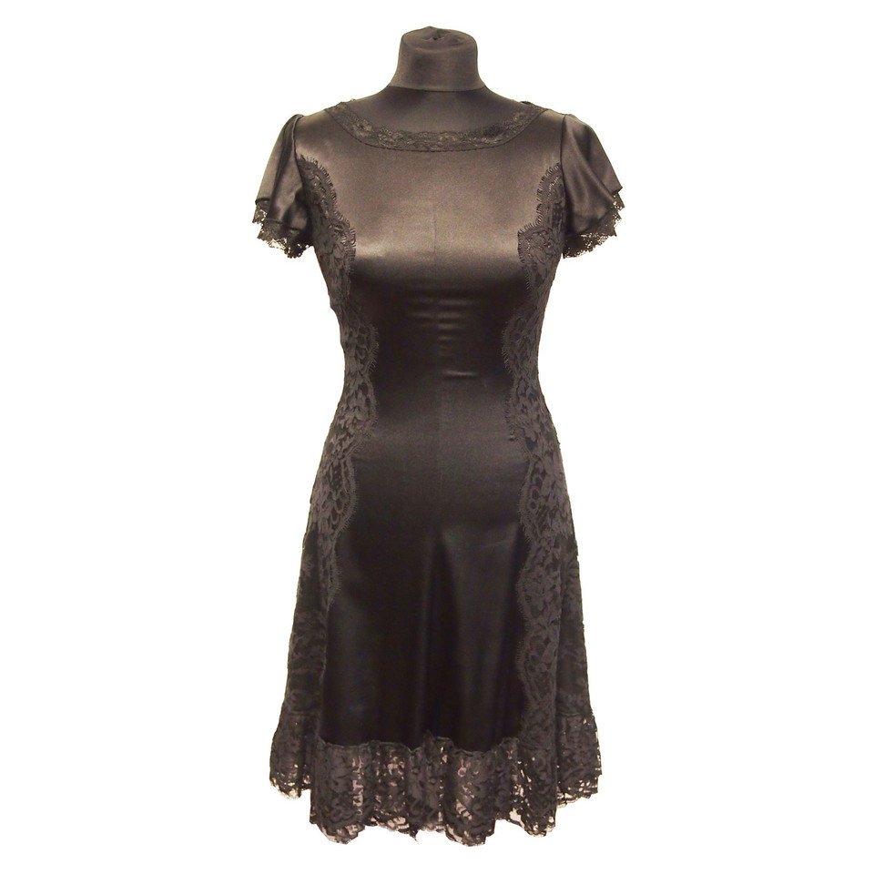 Dolce & Gabbana Schwarzes Kleid mit Spitze