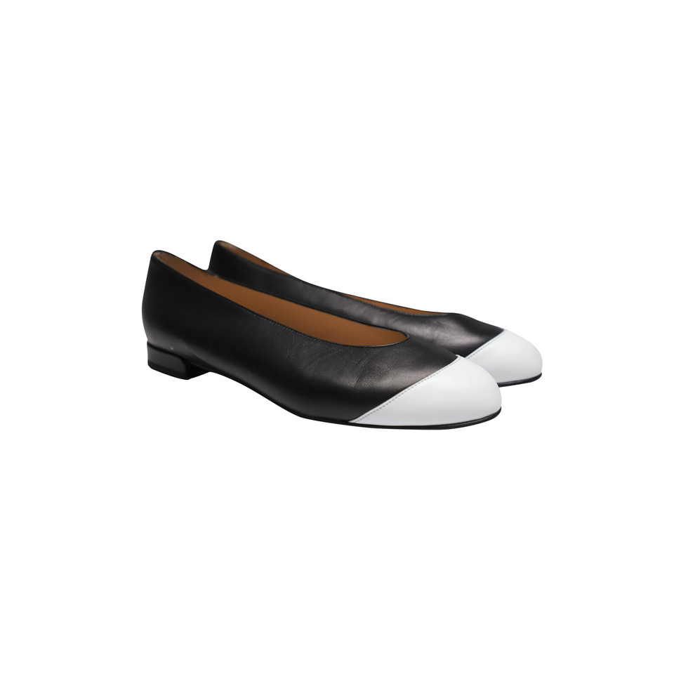 Stuart Weitzman Slippers/Ballerinas Leather in Black