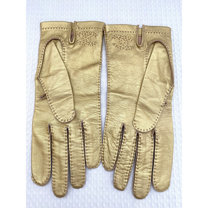 Chanel Handschuhe aus Leder in Gold