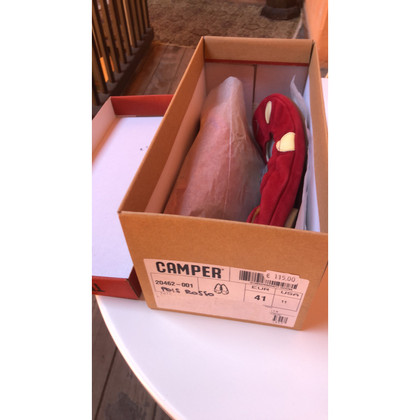 Camper Slipper/Ballerinas aus Wildleder in Rot
