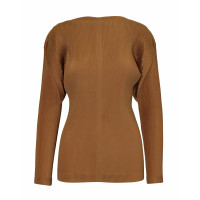 Issey Miyake Top in Brown