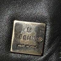 Fendi Täschchen/Portemonnaie aus Leder in Braun