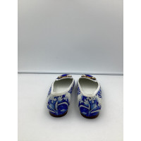 Dolce & Gabbana Slipper/Ballerinas aus Canvas in Blau