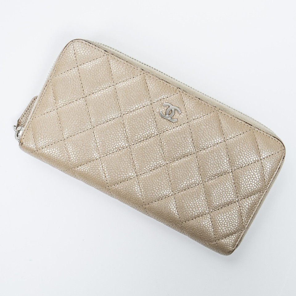 Chanel Bag/Purse Leather in Beige