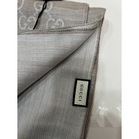 Gucci Echarpe/Foulard en Laine en Beige