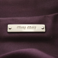 Miu Miu Clutch aus Leder in Violett