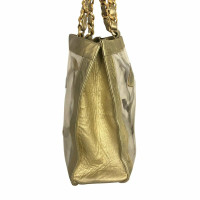 Chanel Shopping Tote aus Leder in Gold