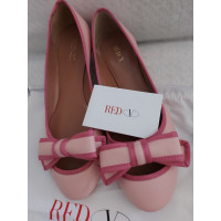 Red (V) Chaussons/Ballerines en Cuir en Rose/pink
