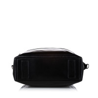 Alexander McQueen Handtasche aus Leder in Schwarz