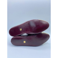 Chanel Slippers/Ballerina's Leer in Bordeaux