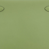 Hermès Kelly Bag 28 Leather in Green