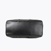Chanel Duffle Bag aus Leder in Schwarz