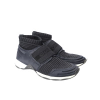 Chanel Sneakers aus Baumwolle in Schwarz