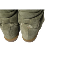 Isabel Marant Sneakers aus Wildleder in Grün