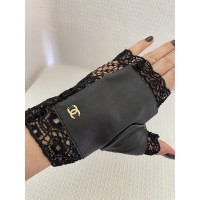 Chanel Handschuhe aus Leder in Schwarz