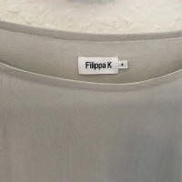 Filippa K Oberteil aus Seide in Grau