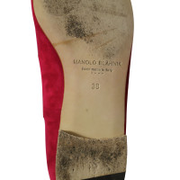 Manolo Blahnik Chaussures à lacets en Daim en Rose/pink