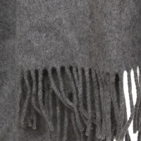 Moschino Fringe Poncho in grigio