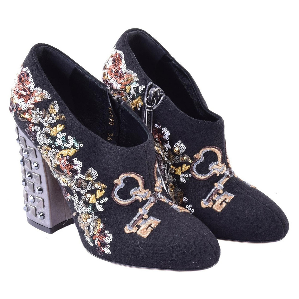 Dolce & Gabbana Bottes avec broderie paillettes