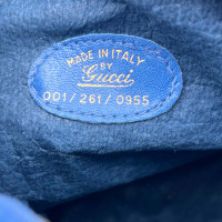 Gucci Umhängetasche aus Wildleder in Blau