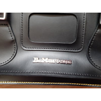 Dr. Martens Handtasche aus Leder in Schwarz