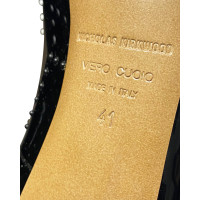 Nicholas Kirkwood Pumps/Peeptoes Patent leather in Black