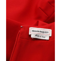 Alexander McQueen Kleid aus Wolle in Rot