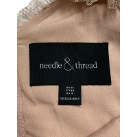 Needle & Thread Robe en Rose/pink