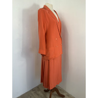 Chanel Anzug aus Seide in Orange