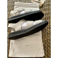 The Row Sandalen aus Leder in Weiß