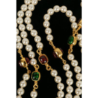 Chanel Necklace Pearls in Gold