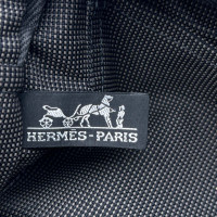 Hermès Handtasche aus Canvas in Grau