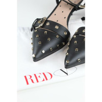 Red Valentino Pumps/Peeptoes Leather in Black