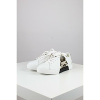 Emporio Armani Sneakers aus Leder in Weiß