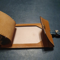 Burberry Accessoire aus Leder in Braun