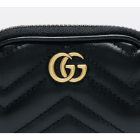 Gucci Marmont Camera Bag aus Leder in Schwarz