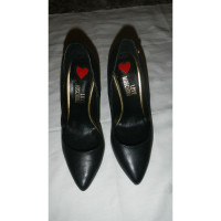 Love Moschino Pumps/Peeptoes Leather in Black