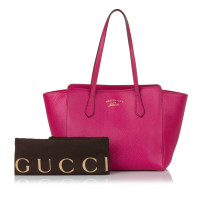 Gucci Swing Tote aus Leder in Rosa / Pink