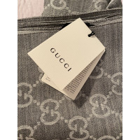 Gucci Schal/Tuch aus Seide in Grau