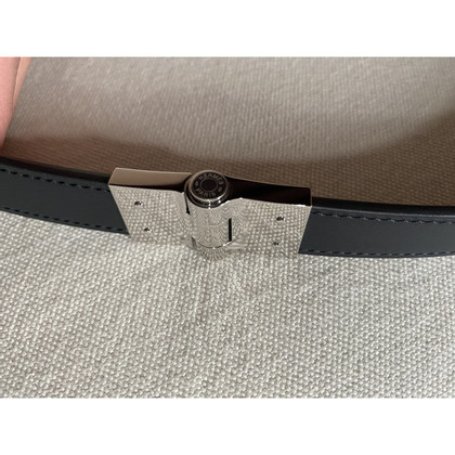 Hermès Charnière Belt aus Leder in Schwarz