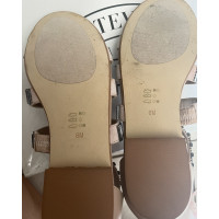 Steve Madden Sandales en Cuir en Beige