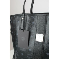 Mcm Handbag Leather in Black
