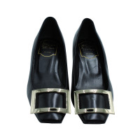 Roger Vivier Pumps/Peeptoes Leather in Black